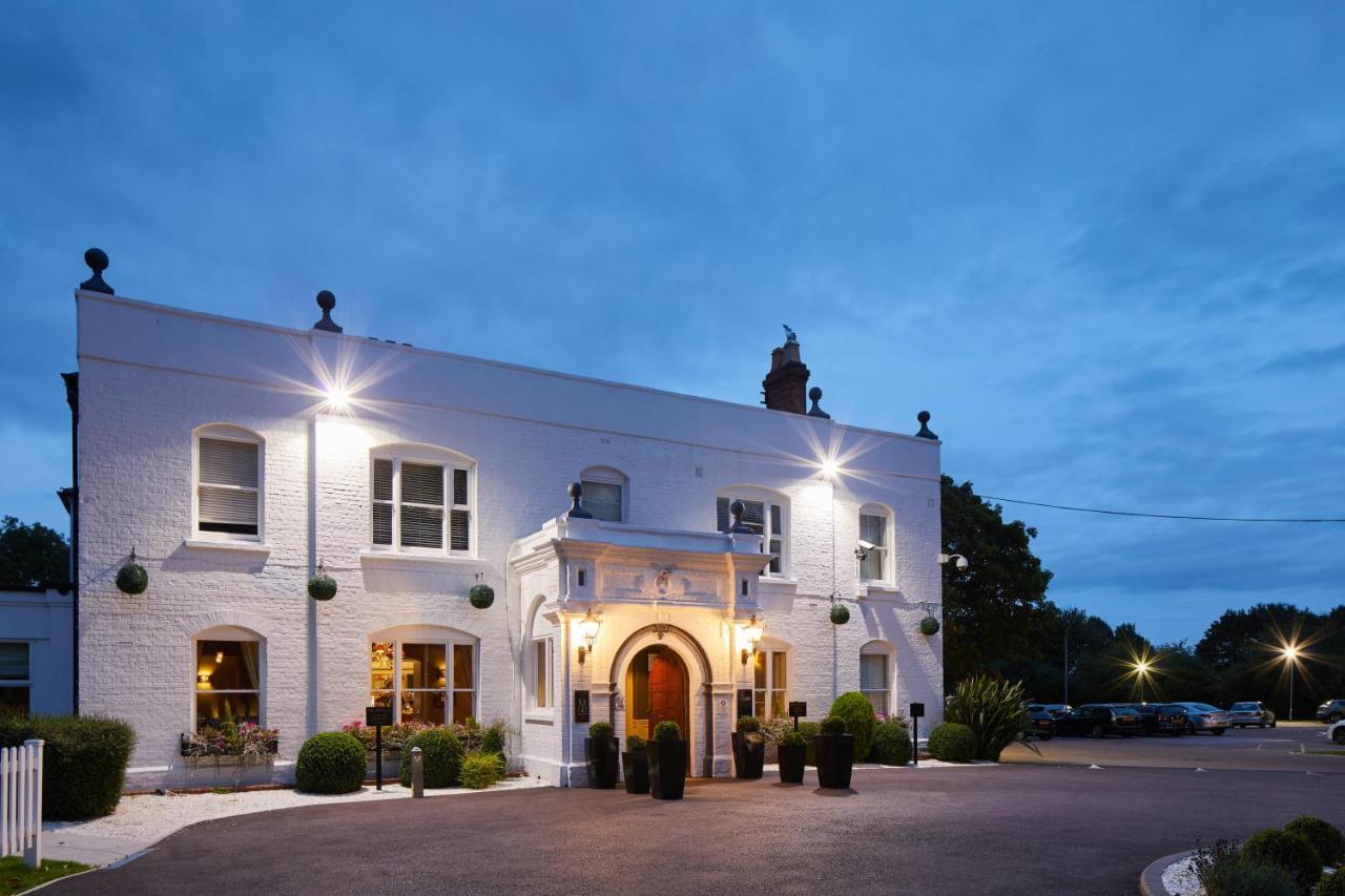 Worldhotels Distinctive Woughton House Hotel Milton Keynes Luaran gambar