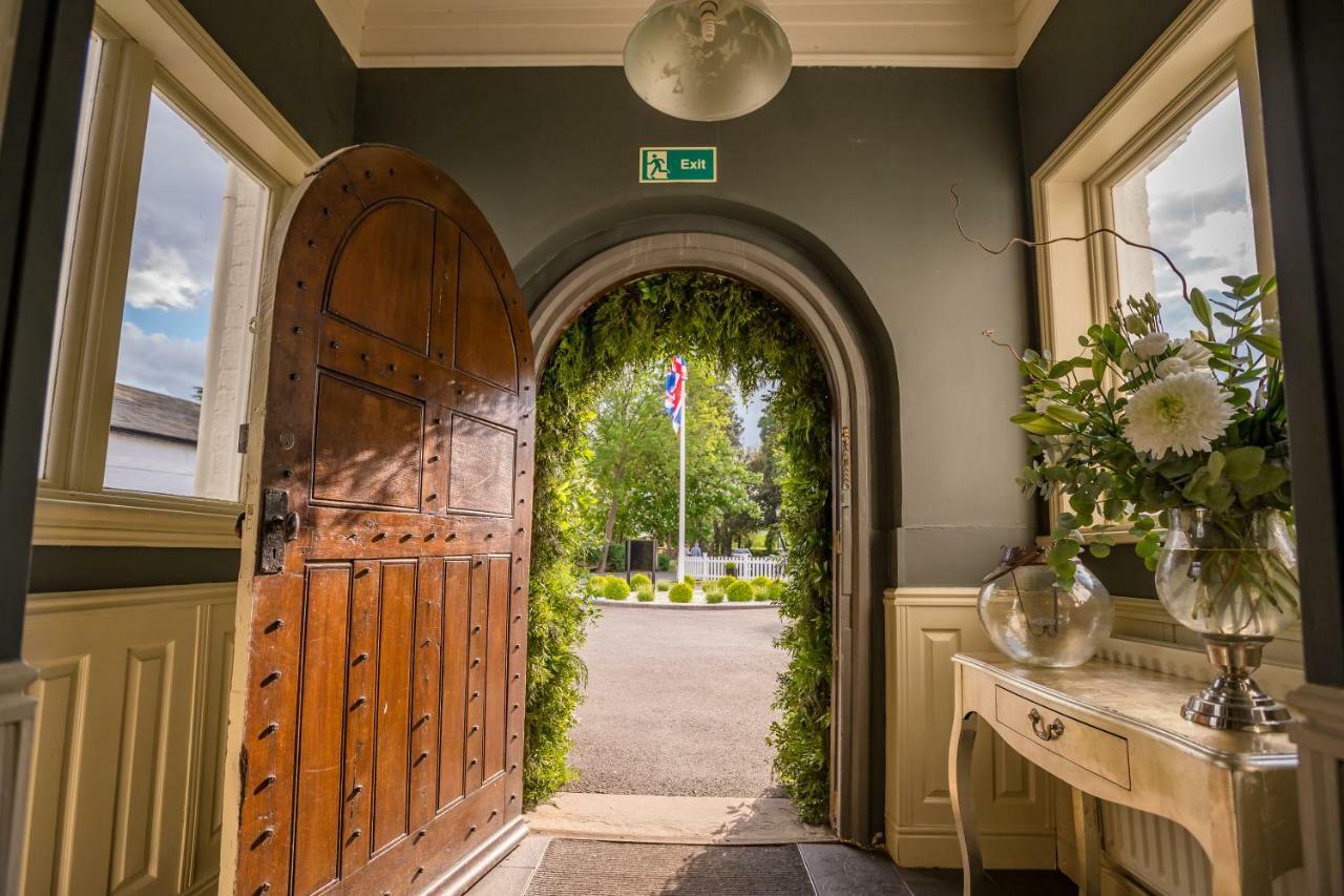 Worldhotels Distinctive Woughton House Hotel Milton Keynes Luaran gambar